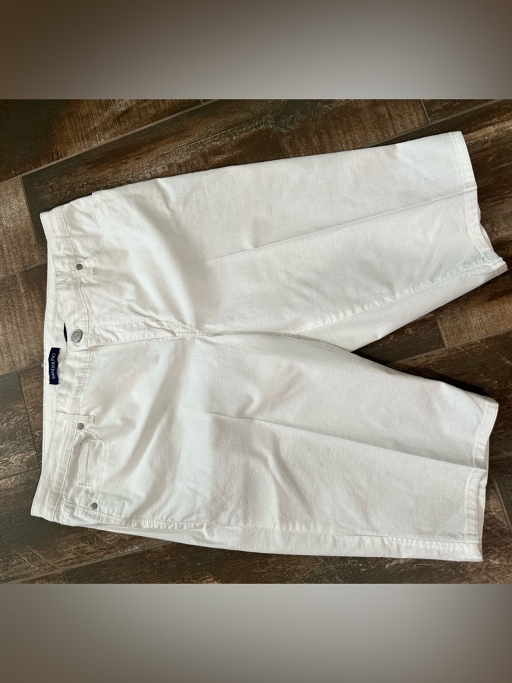 White Cotton Blend Women’s Shorts - Classic Casual